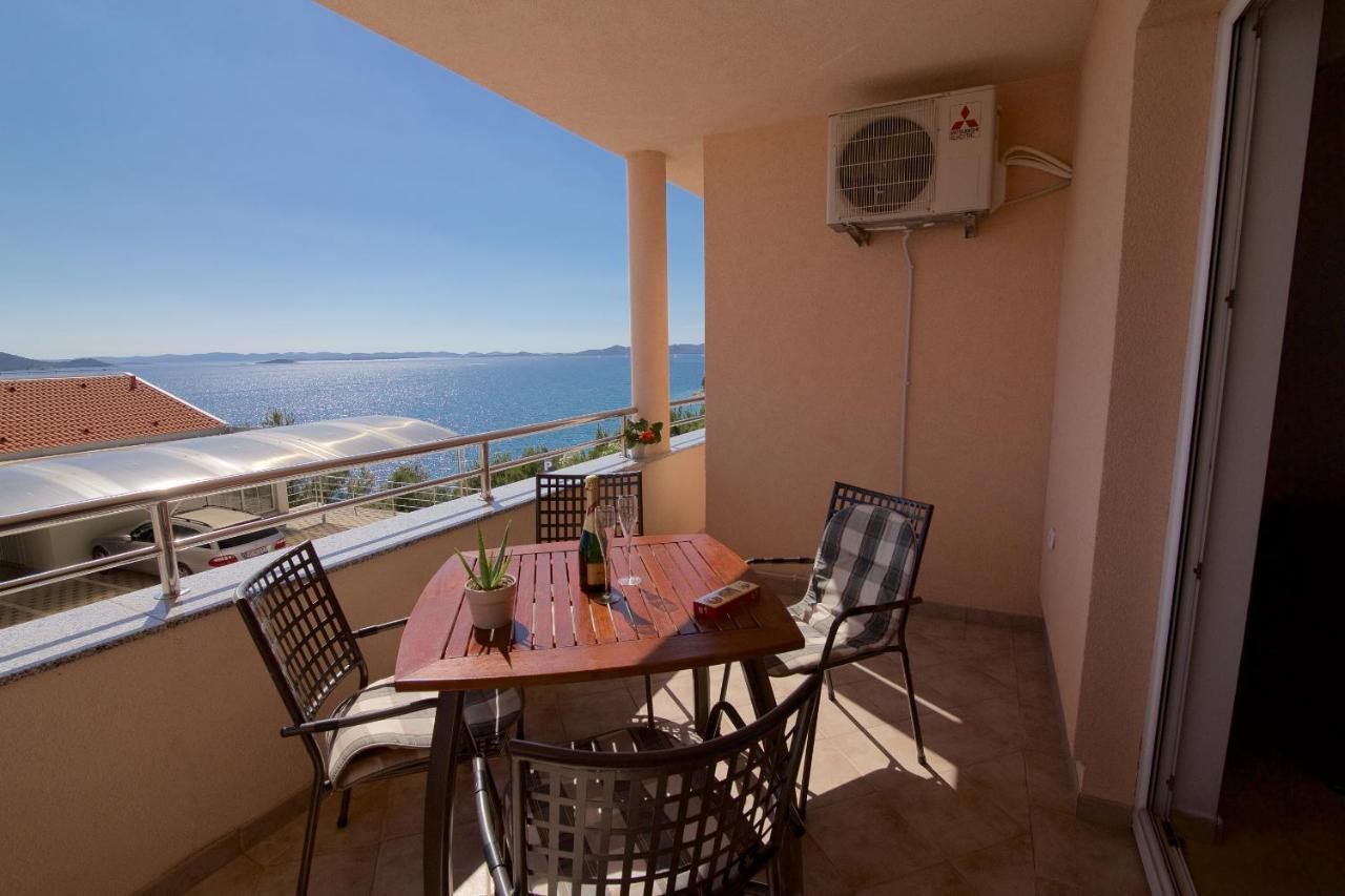 Lea Apartments Drage Room photo