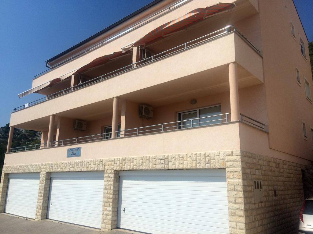 Lea Apartments Drage Exterior photo